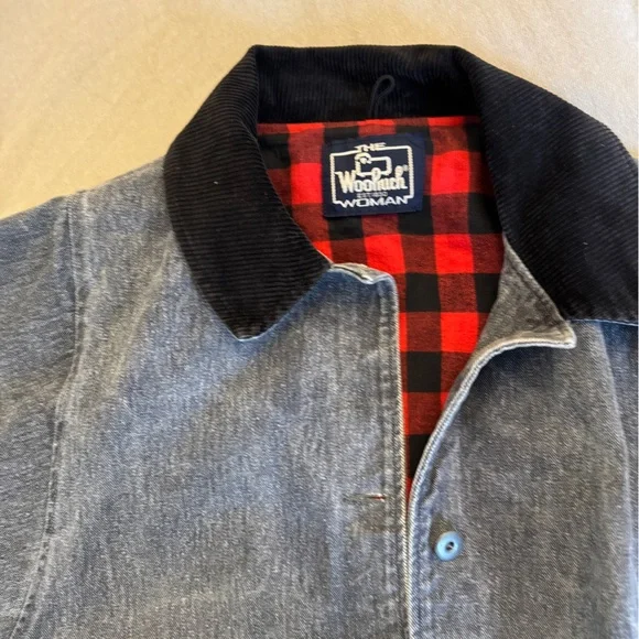 Vintage Woolrich Black Denim Chore Coat
Corduroy collar + cuffs - Buffalo plaid - Picture 2 of 13